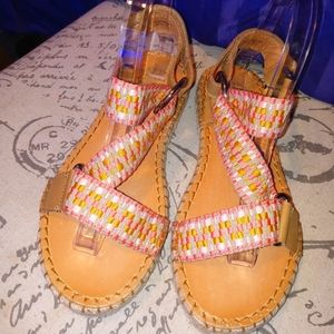 New Frye And Co Egyptian Tweed Sandals